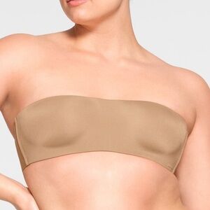 SKIMS Body Wireless Strapless Bra Ochre NWT